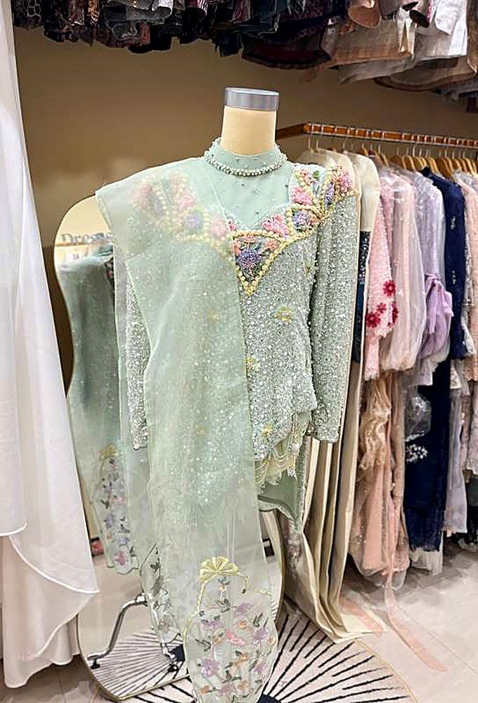 Kebaya Rosemary The Wispy Sage